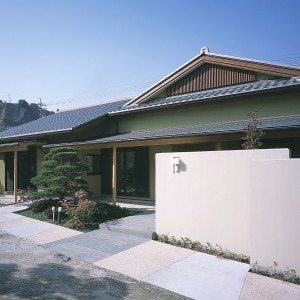 矢切格子の家